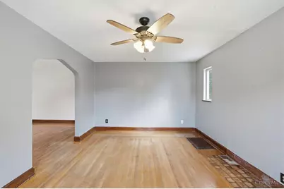 4056 McFarran Avenue, Cheviot, OH 45211 - Photo 5