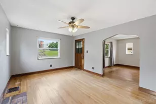 4056 McFarran Ave, Cheviot, OH 45211 - Photo 3