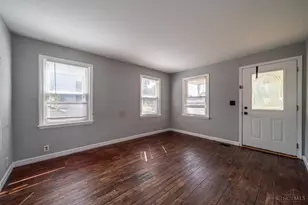 18 N Riverview Dr, Hamilton, OH 45015 - Photo 3