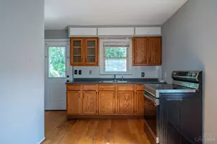 18 N Riverview Dr, Hamilton, OH 45015 - Photo 7