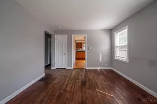18 N Riverview Dr, Hamilton, OH 45015 - Photo 5
