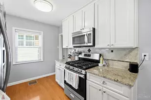 4133 Club View Dr, Cincinnati, OH 45209 - Photo 13