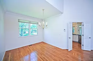 8024 Witts Mill Ln, Anderson Township, OH 45255 - Photo 13