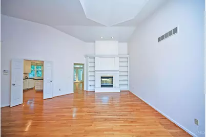 8024 Witts Mill Lane, Anderson Township, OH 45255 - Photo 7