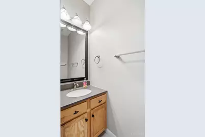 6005 Hidden Oaks Court, Hamilton Township, OH 45039 - Photo 25