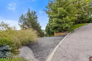 1046 Tuscany Pl, Cincinnati, OH 45226 - Photo 59