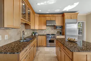 1046 Tuscany Pl, Cincinnati, OH 45226 - Photo 29
