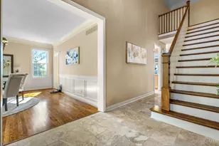1046 Tuscany Pl, Cincinnati, OH 45226 - Photo 5