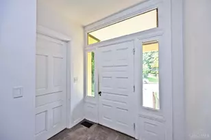 236 Loraine Ave, Cincinnati, OH 45220 - Photo 3