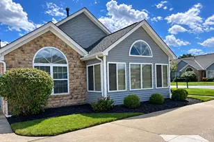 1101 St Andrews Cir, Miami Township, OH 45150 - Photo 3