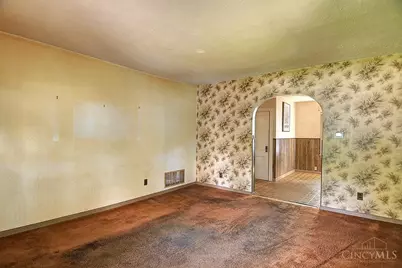 614 Granada Avenue, Lemon Township, OH 45044 - Photo 5
