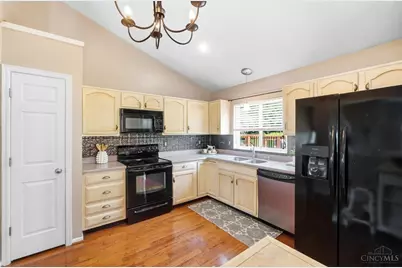 116 Eagleview Way, Reading, OH 45215 - Photo 13