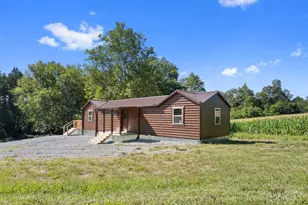 573 Hackleshin Rd, Peebles, OH 45660 - Photo 1