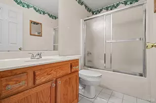 8812 Carrousel Park Cir, Colerain Township, OH 45251 - Photo 19