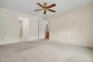 8812 Carrousel Park Cir, Colerain Township, OH 45251 - Photo 15