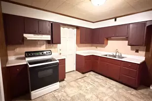 440 S Elm St, Hillsboro, OH 45133 - Photo 9