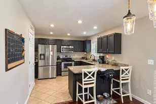 704 W Aberdeen Dr, Trenton, OH 45067 - Photo 11