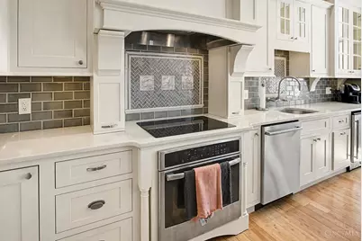 15 W Fourth Street #304, Cincinnati, OH 45202 - Photo 21