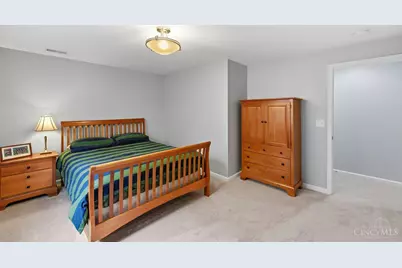 5225 Lower Lake Drive, Union Township, OH 45150 - Photo 25