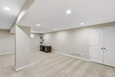 5225 Lower Lake Drive, Union Township, OH 45150 - Photo 15