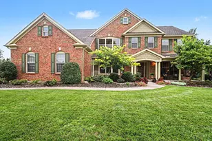 1247 Ridgewood Dr, Miami Township, OH 45140 - Photo 1