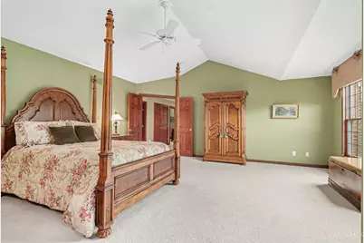 1247 Ridgewood Drive, Miami Township, OH 45140 - Photo 15
