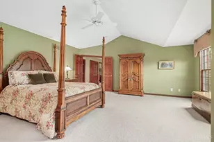1247 Ridgewood Dr, Miami Township, OH 45140 - Photo 15