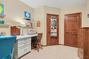 1247 Ridgewood Dr, Miami Township, OH 45140 - Photo 27