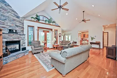 1484 Monroe Farms Lane, New Richmond, OH 45157 - Photo 7