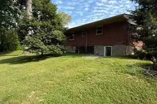 1316 Betty Ln, Miami Township, OH 45150 - Photo 7