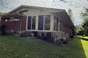 1316 Betty Ln, Miami Township, OH 45150 - Photo 3