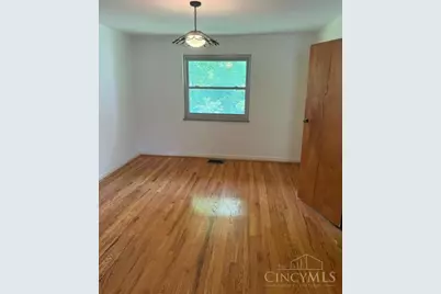 1316 Betty Lane, Miami Township, OH 45150 - Photo 13