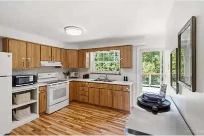 6126 Bardean Drive, West Chester, OH 45069 - Photo 9