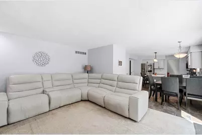 8838 Steeplechase Way, West Chester, OH 45069 - Photo 5