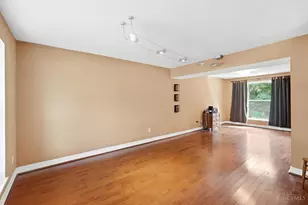 8838 Steeplechase Way, West Chester, OH 45069 - Photo 9