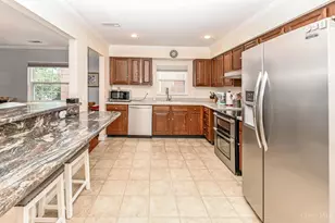 3421 Traskwood Cir, Cincinnati, OH 45208 - Photo 15