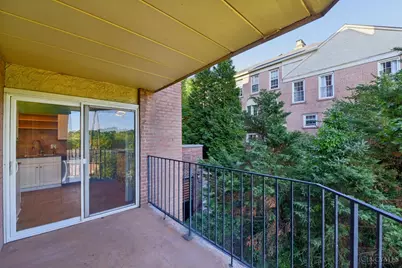 880 Rue De La Paix #A5, Cincinnati, OH 45220 - Photo 21