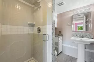 880 Rue De La Paix, Cincinnati, OH 45220 - Photo 29
