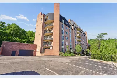 880 Rue De La Paix #A5, Cincinnati, OH 45220 - Photo 3