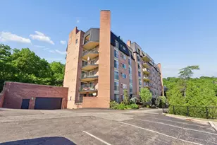 880 Rue De La Paix, Cincinnati, OH 45220 - Photo 3