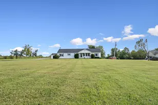 9377 Tri County Hwy, Eagle Township, OH 45171 - Photo 5