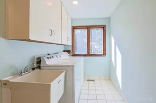 4805 Drake Rd, Cincinnati, OH 45243 - Photo 61