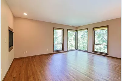 4805 Drake Road, Cincinnati, OH 45243 - Photo 33