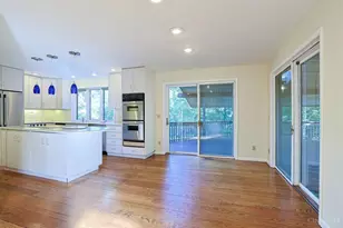 4805 Drake Rd, Cincinnati, OH 45243 - Photo 25
