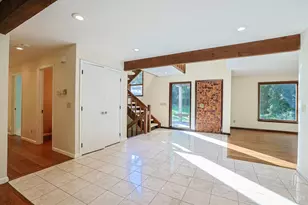 4805 Drake Rd, Cincinnati, OH 45243 - Photo 7