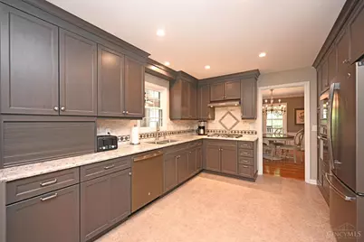 1345 Oak Knoll Drive, Cincinnati, OH 45224 - Photo 35