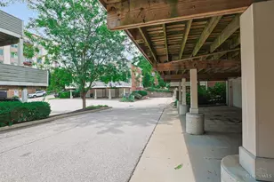 211 E Rochelle St, Cincinnati, OH 45219 - Photo 33