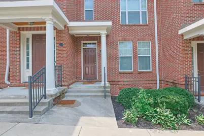 211 E Rochelle Street, Cincinnati, OH 45219 - Photo 3