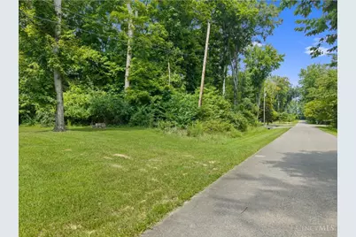 771 Halle Drive, Perry Township, OH 45118 - Photo 27