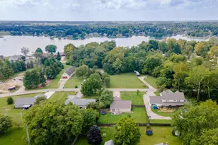 826 Lakengren Dr, Lake Lakengren, OH 45320 - Photo 1